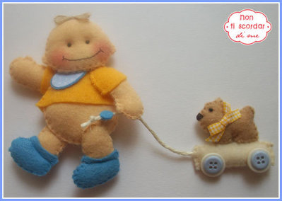 Bimbo con cagnolino Bimbo con cagnolino