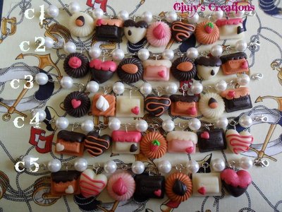 Bracciale con cioccolatini in fimo + perle Bracciale con cioccolatini in fimo + perle