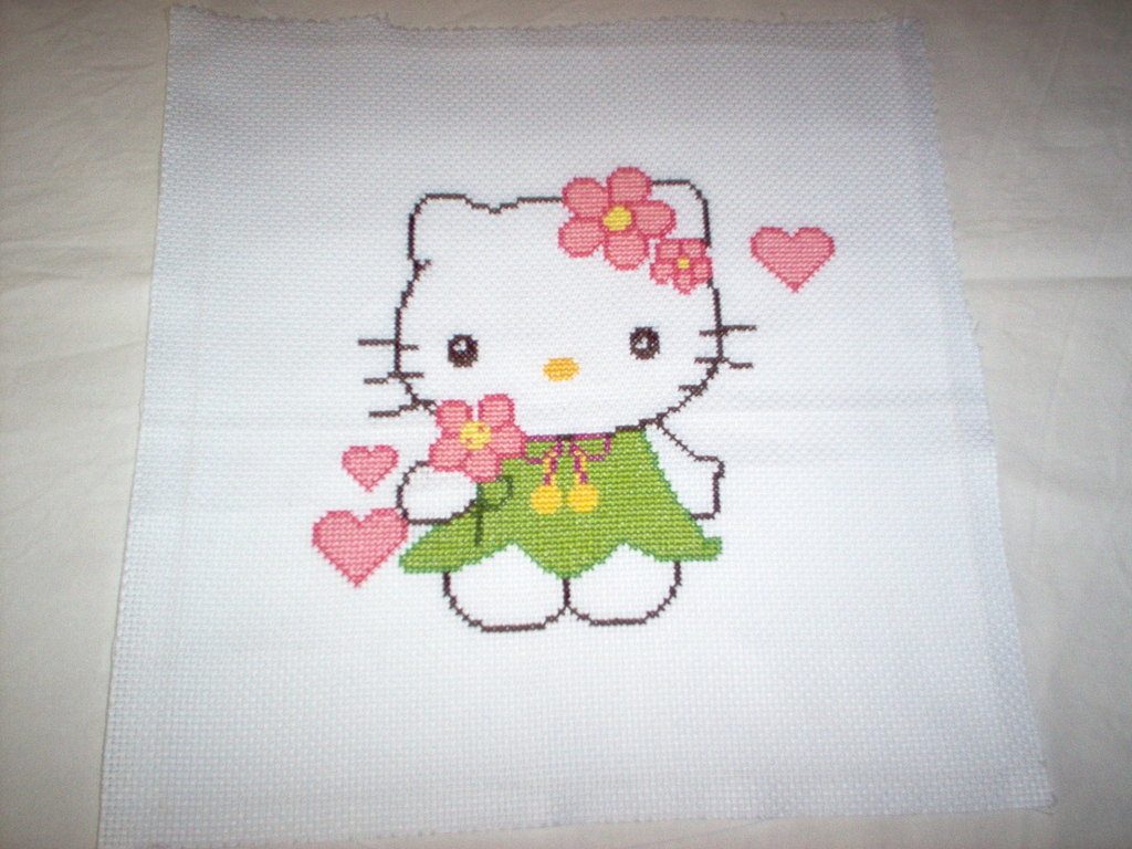 Hello kitty a punto croce bambini cameretta di crocettando ... Decorazioni hello kitty per camerette
