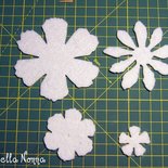  Fiori di feltro fustellati-Tim Holtz