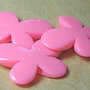 1 farfalla rosa in lucite