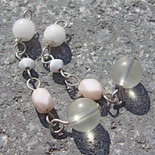 1 pendente con perle tono rosato
