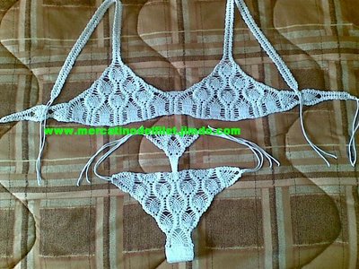 COMPLETINO INTIMO CON PERIZOMA BIANCO COMPLETINO INTIMO CON PERIZOMA BIANCO