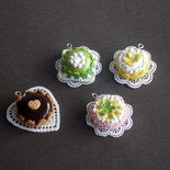 1 pce CAKE PENDANT - JEWELLERY - TORTA CIONDOLO MINIATURA