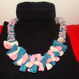 collana in pannolenci multicolore