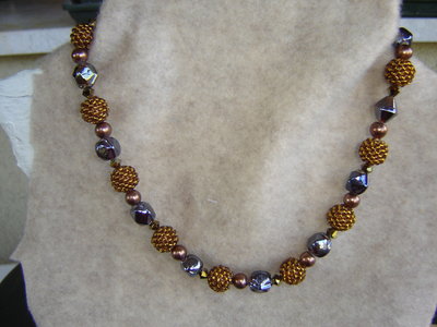 Collana bronze perle e swarovski Collana bronze perle e swarovski