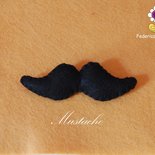 spilla mustache,feltro,handmade in italy