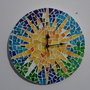 Orologio Gaudì  a mosaico di vetro
