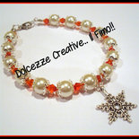 ☃ Natale In Dolcezze 2012 ☃ Bracciale perle bianche e biconi rossi + fiocco di neve
