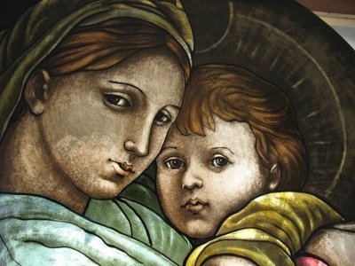 VETRATA MADONNA CON BAMBINO ARTIGIANALE DIPINTA A GRAN FUOCO VETRATA MADONNA CON BAMBINO ARTIGIANALE DIPINTA A GRAN FUOCO