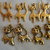 8 gattini 2 modelli color oro
