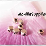 10 PZ PERLE IN METALLO CUBICA SFACCETTATA COLOR ARGENTO 4 MM