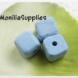 10 pz PERLE QUADRATE IN ARGILLA COLOR AZZURRO CIELO 9mm