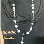 COLLANA BIANCA E NERA  ALL'UNCINETTO