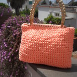 Borsa in fettuccia con manici in legno
