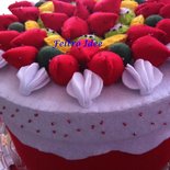 Torta - scatola portaoggetti decorata a mano