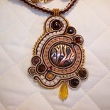Pendente soutache realizzato a mano