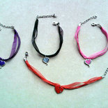 Braccialetto in organza con cuore fimo