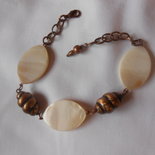 bracciale in rame con madreperle
