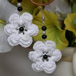 orecchini fiore uncinetto