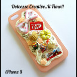 Cover Iphone 5  ROSA panna, fiocco pois, cupcake, kitkat, kinder bueno, leccalecca, biscotti