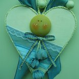 CUORE BABY LEGNO DIPINTO, APPLICAZIONI FETTUCCE E NASTRI E PONPON INTERAMENTE FATTO E DIPINTO A MANO