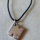 collana con cordino e ciondolo lettera ,,N,,