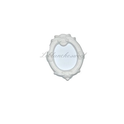 Cornice barocca,ovale piccolo gesso profumato Cornice barocca,ovale piccolo gesso profumato