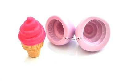 Stampo 3D ST046 in Silicone stampo flessibile gelato cono,panna montata, miniatura Kawaii Fimo gioielli Cabochon Charms ciondolo orecchini Stampo 3D ST046 in Silicone stampo flessibile gelato cono,panna montata, miniatura Kawaii Fimo gioielli Cabochon Charms ciondolo orecchini