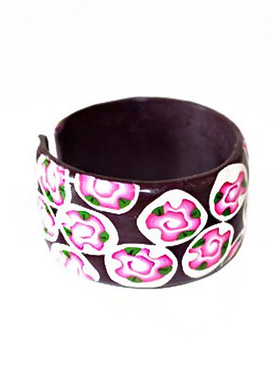 Bracciale in fimo, marrone con i fiori rosa Bracciale in fimo, marrone con i fiori rosa