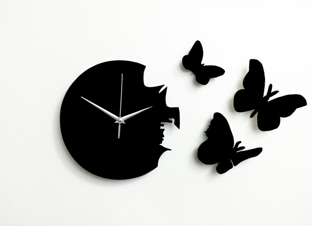 Orologio da parete farfalla realizzato a mano in legno for Orologi particolari da parete