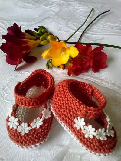 Scarpine ballerine con fiori Scarpine ballerine con fiori