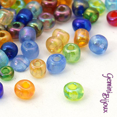 Lotto da 50 grammi perline conteria in vetro 4 mm. colorate trasparenti Lotto da 50 grammi perline conteria in vetro 4 mm. colorate trasparenti