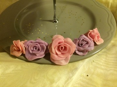 Alzatina per dolci con decorazioni in pasta di mais per la casa ... Cucina alzatina decorazione