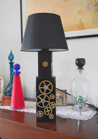 Lampada da tavolo in legno riciclato, home living, wood lamp, eco gift idea, industrial lamp, steampunk lamp, lampada da scrivania, ecolamp Lampada da tavolo in legno riciclato, home living, wood lamp, eco gift idea, industrial lamp, steampunk lamp, lampada da scrivania, ecolamp