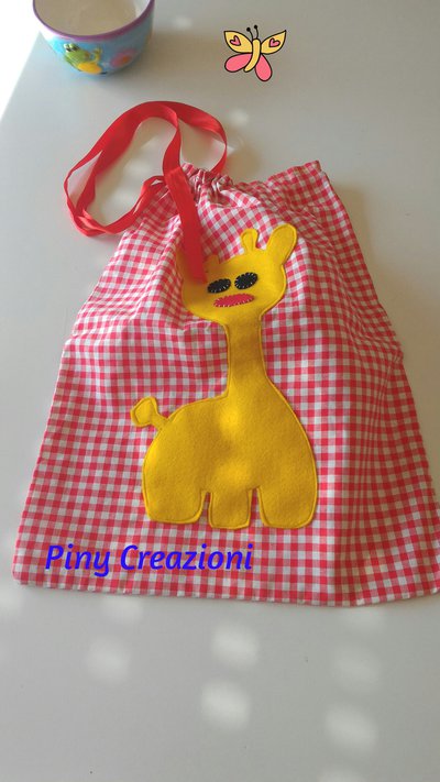 Zainetto di cotone rosso porta merenda per bambini Zainetto di cotone rosso porta merenda per bambini