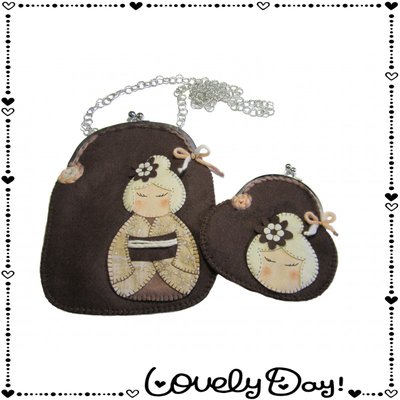 Borsa e pochette Kokeshi Borsa e pochette Kokeshi