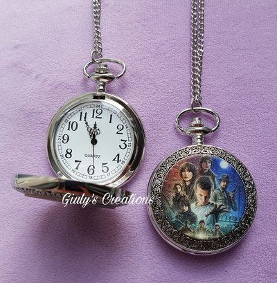 Collana orologio Stranger Things serie tv Netflix Will Byers Undici funzionante Collana orologio Stranger Things serie tv Netflix Will Byers Undici funzionante