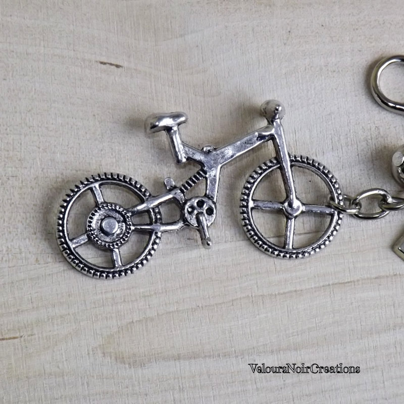 2 Portachiavi Bicicletta In Metallo - Design Ciclismo Per Chiavi, Zaino E Viaggi - Foto 2