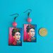 Orecchini di carta pendenti Frida Kahlo con perla di giada rosa.