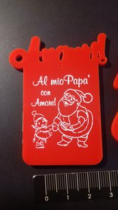 (431) tris ciondoli natalizi AUGURI PAPA' in plexiglass rosso