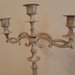 Candelabro in metallo dipinto a mano