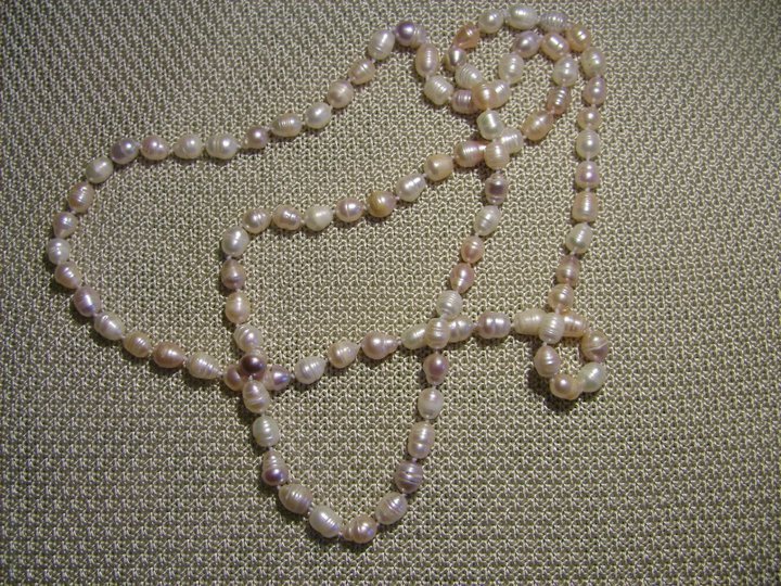 COLLANA CON PERLE DI FIUME VERE IN VARIE COLORAZIONI A PREZZI SCONT