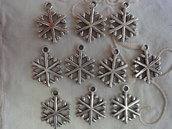 10 Stelle di Natale in Metallo color argento 26x16 mm.