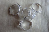 5 basi per anelli regolabili diametro disco forato 1 cm. color argento