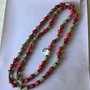 Collana di carta rossa e beige (coni)