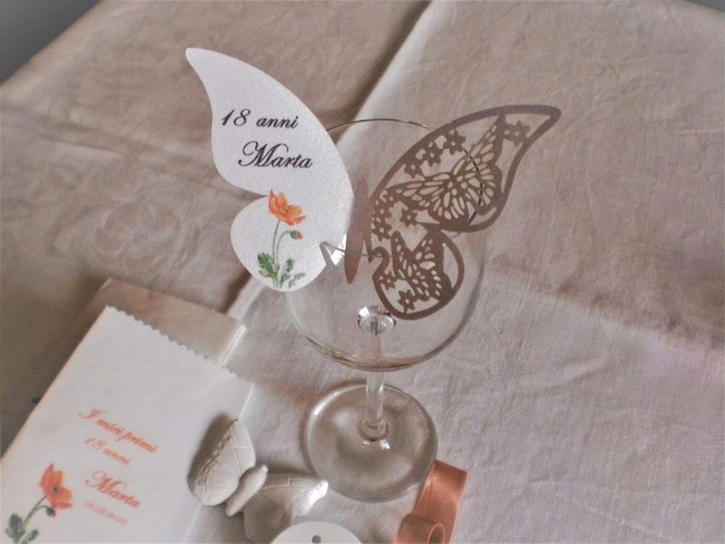Segnaposto Farfalle Taglio Laser - 50 Pezzi, Carta Perlata, Per Matrimoni E Feste