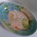 vassoio   in porcellana dipinto a mano con  soggetto rose antiche