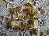 20 Copriperle in filigrana dorata a forma di tronco di  cono, 16x10 mm