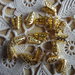 20 Copriperle in filigrana dorata a forma di tronco di  cono, 16x10 mm